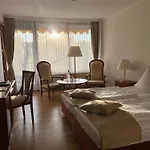 Szálloda Parkhotel Maasberg Gmbh Bad Sobernheim