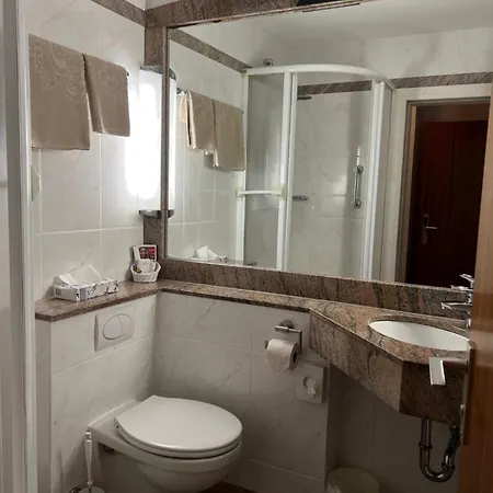 Parkhotel Maasberg Gmbh באד סוברנהיים